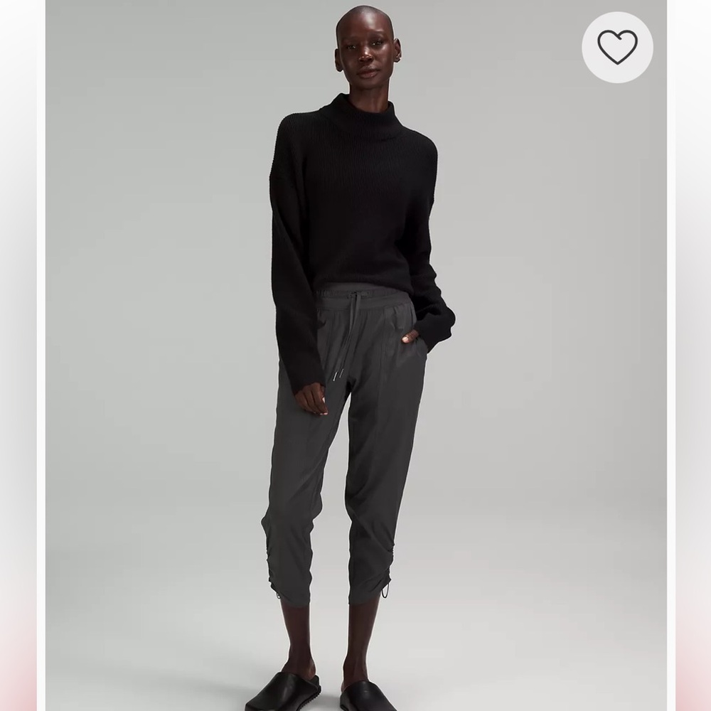 Lululemon Dance Studio Mid-Rise Cropped Pant